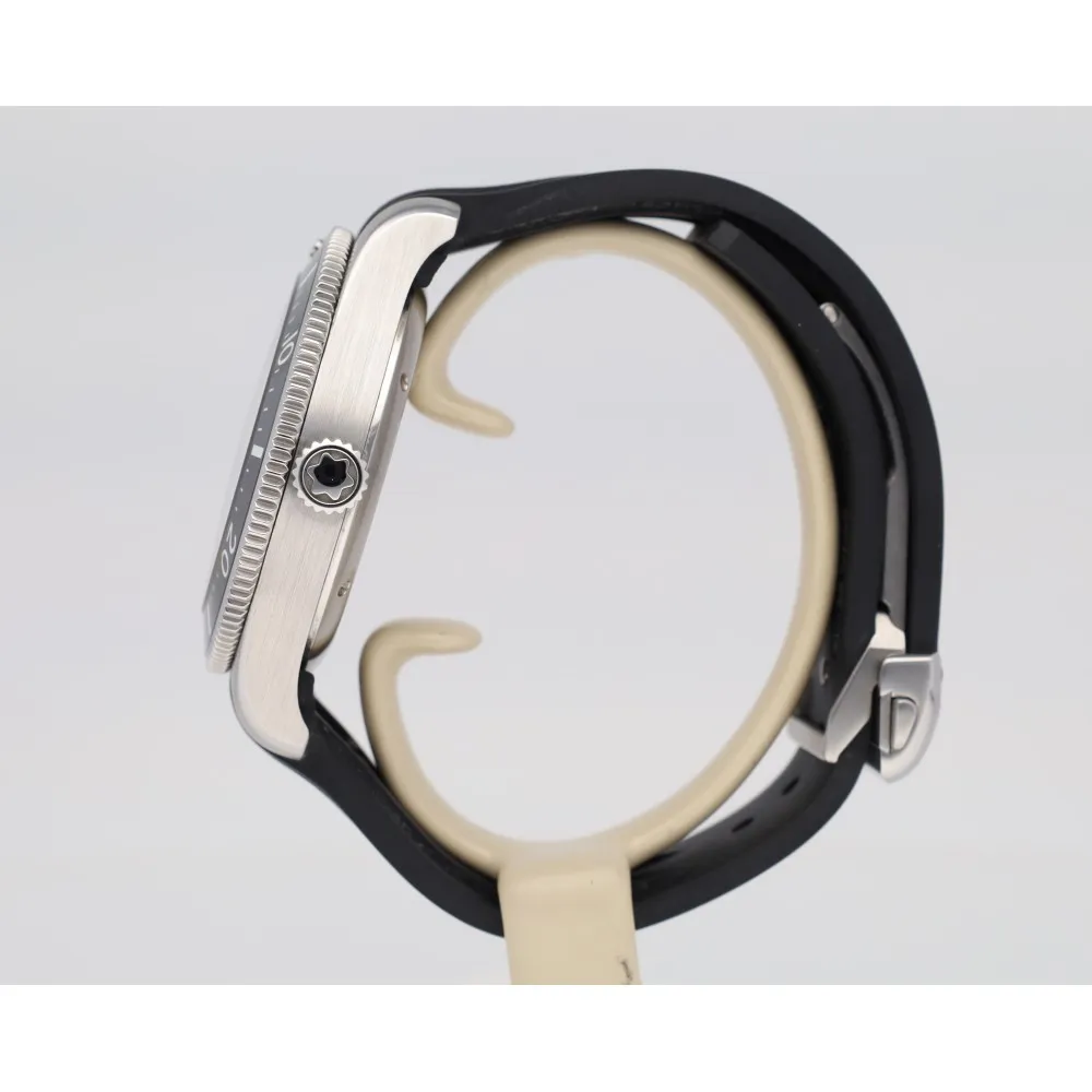 ice-sea-date_4-27431-cd42562b