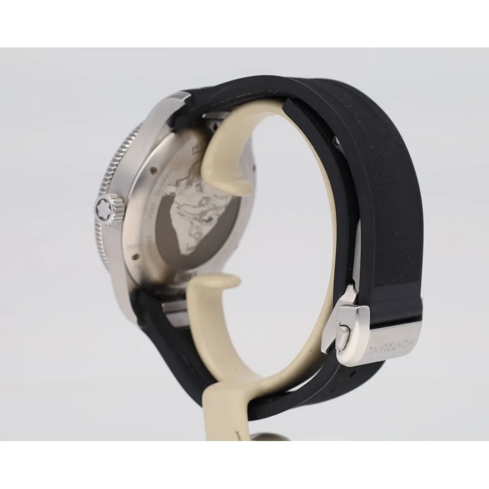 ice-sea-date_4-27431-eda8d3da