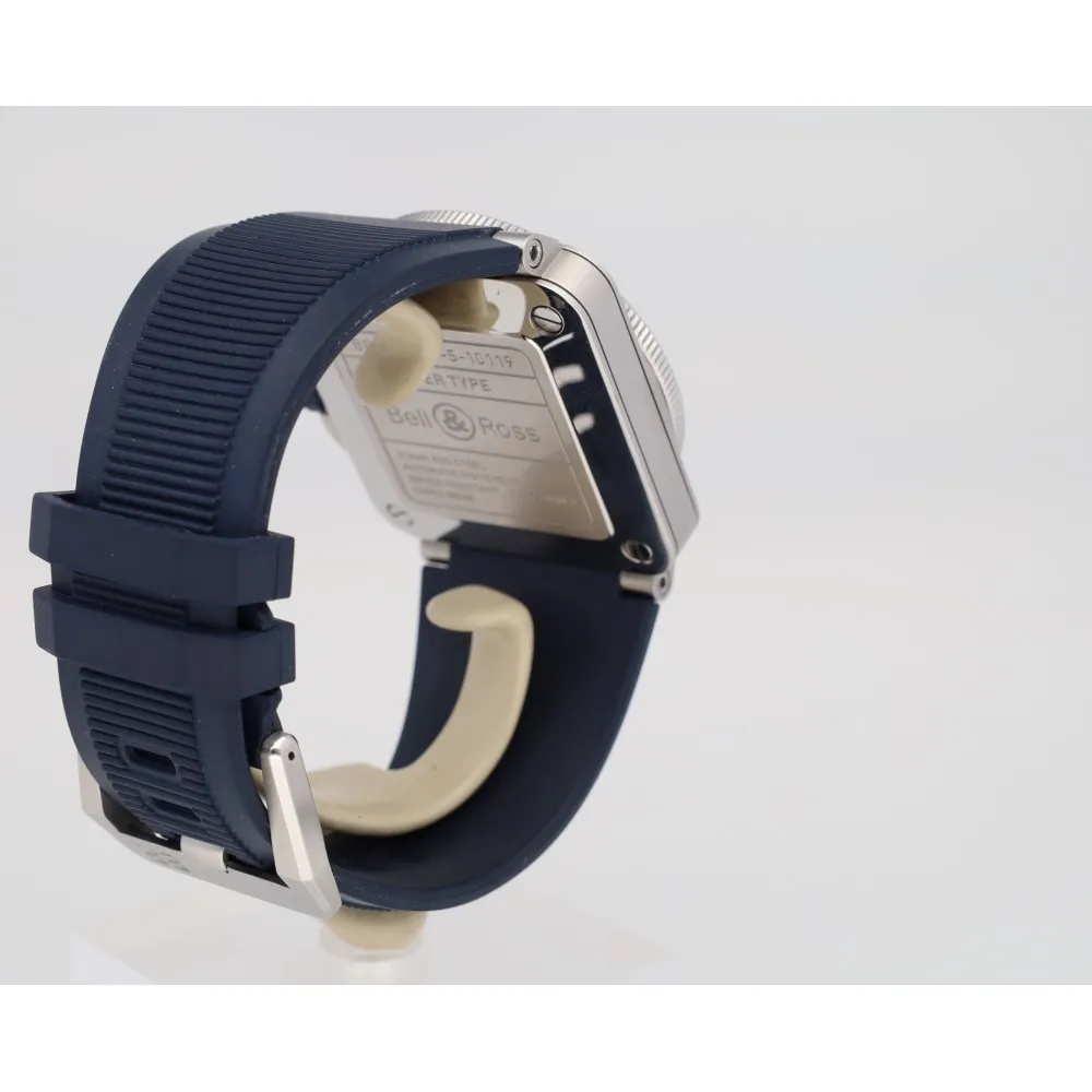 br03-92-diver_4-26821-dc4e2199