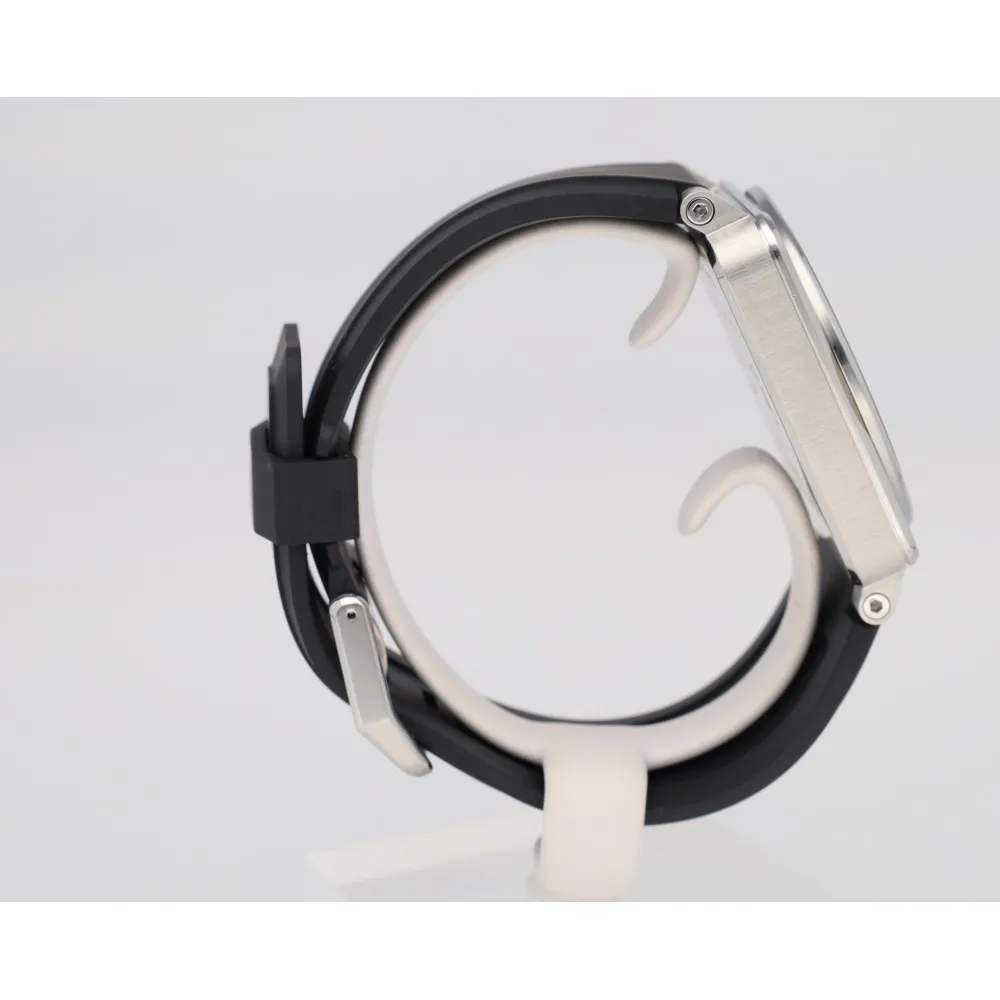 br03-92_4-28531-61fbf9a7